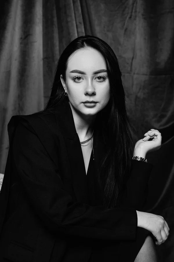 Дизайнер Алина